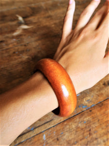 Bracelet large en bois