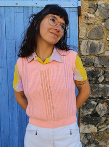 Pull sans manche rose bonbon tricoté