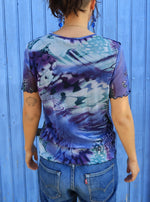Charger l&#39;image dans la galerie, Tee-shirt en mesh Y2K bleu
