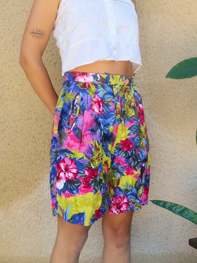 Short fleuri taille haute en coton